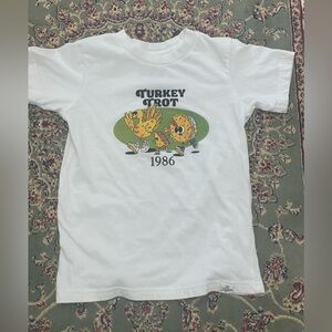 Kid Dangerous Classic White Tee Turkey Trot print size 5